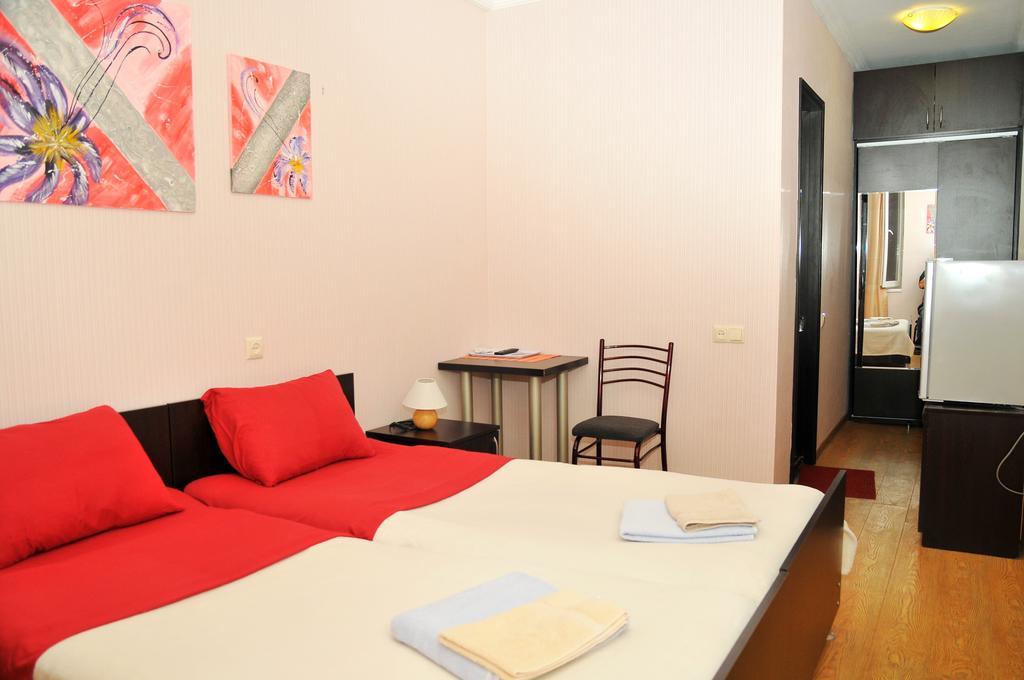 Alma-Ata Hotel Borjomi Ruang foto