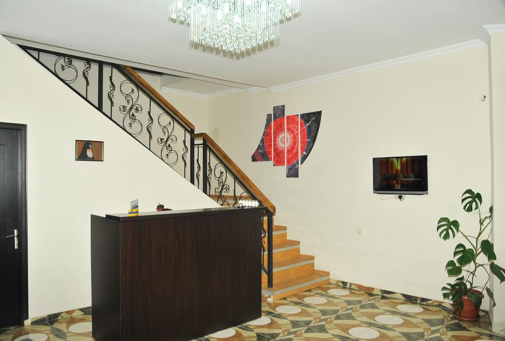 Alma-Ata Hotel Borjomi Bagian luar foto